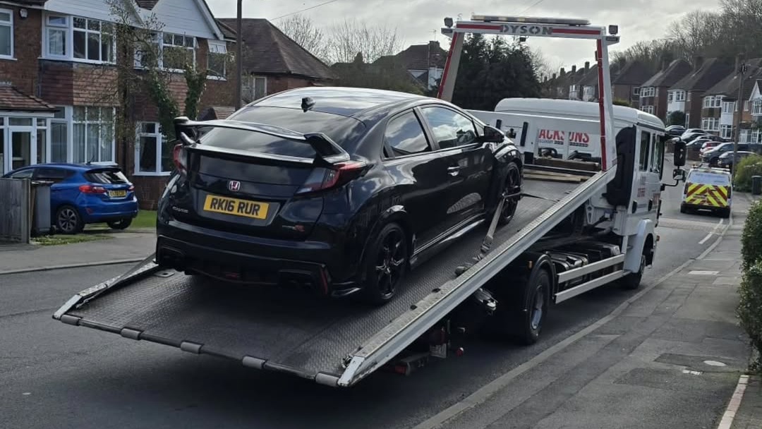 男子喜提Civic Type R，竟發現是自己遭竊的愛車